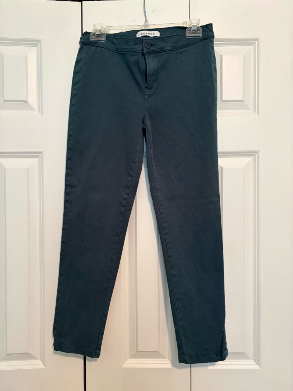 LILA RYAN Green Pants